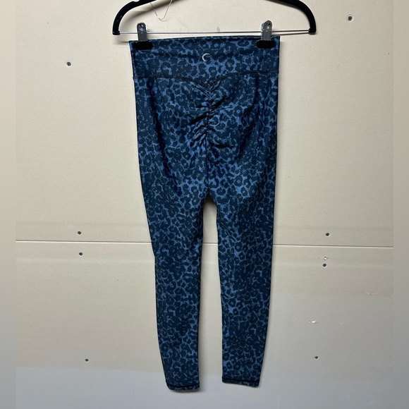 2/$75💥- LEGGINGS | Women’s Zyia leggings size 2 - Picture 2 of 4